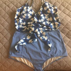 Kortni Jeane swimmer set 💙